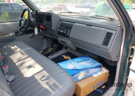 1993 Chevrolet Gmt-400 K1500 from USA, damaged, VIN 1GCEK14Z6PE252654